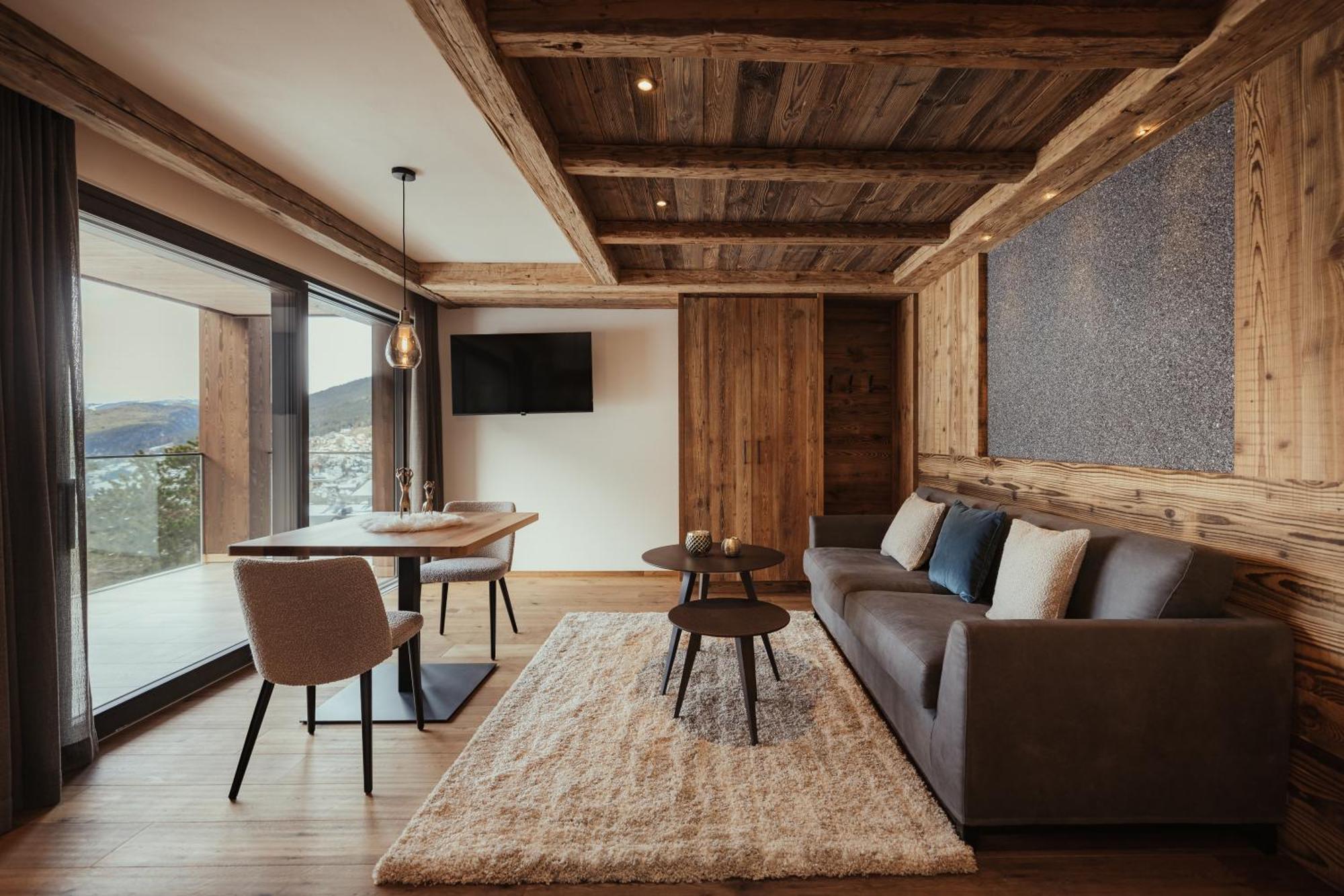 Luxury Chalet P Ortisei Eksteriør billede